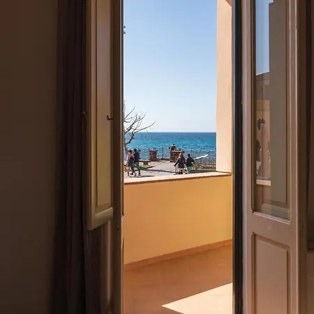 Guest house Palau Marco Polo