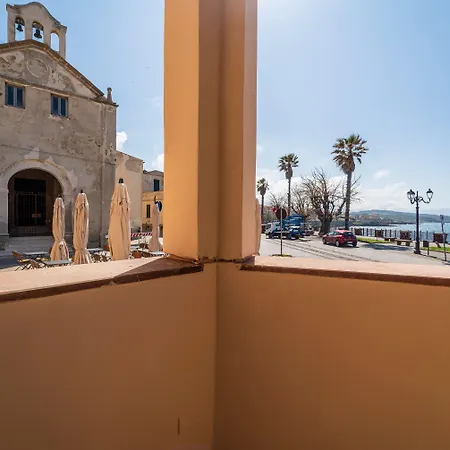 Palau Marco Polo Konukevi