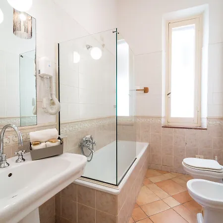 בית הארחה Palau Marco Polo 3*